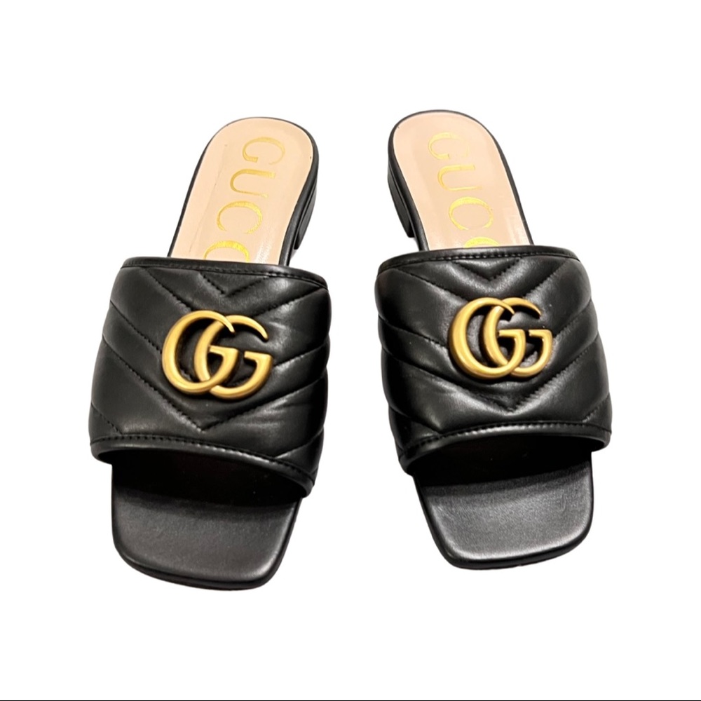 Gucci
Women's Jolie Matelassé Double G Slide Sandals size 7